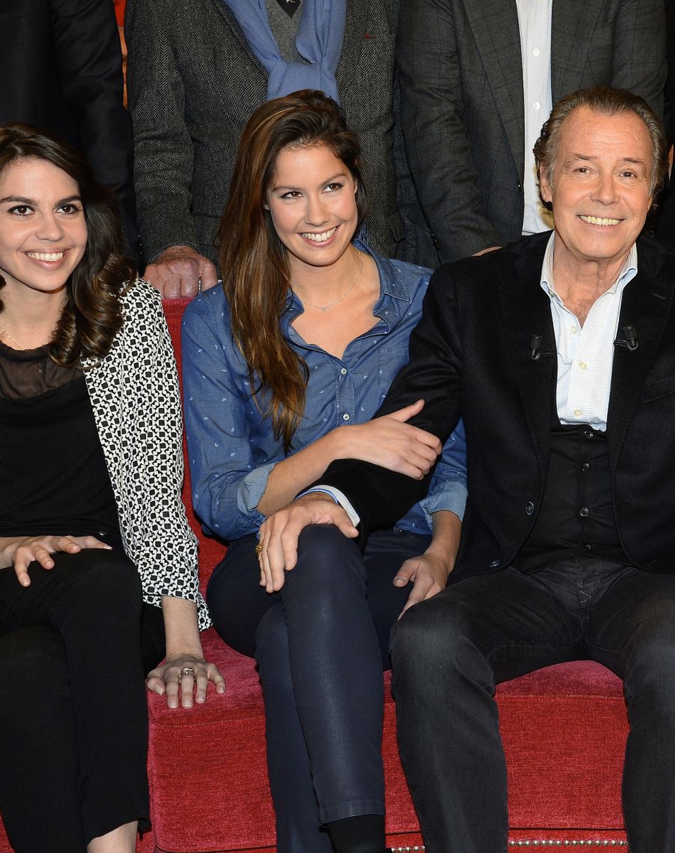 Michel Leeb, sa femme Beatrice, et leurs enfants Elsa, Fanny et Tom - Enregistrement de l'émission "Vivement Dimanche" à Paris. L'émission sera diffusée le 11 janvier 2015.