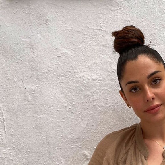 Coralie Porrovechio, ex-candidate de télé-réalité vue dans "Secret Story", est désormais heureuse avec son compagnon Boubacar Kamara qui est également le père de son fils Leeroy et de leur futur bébé.