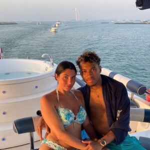 Coralie Porrovechio, ex-candidate de télé-réalité vue dans "Secret Story", est désormais heureuse avec son compagnon Boubacar Kamara qui est également le père de son fils Leeroy et de leur futur bébé.