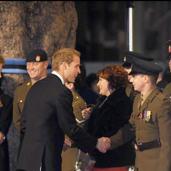 Le prince William et le prince Harry à la première mondiale du film "Quantum of Solace" à Londres, en 2008.