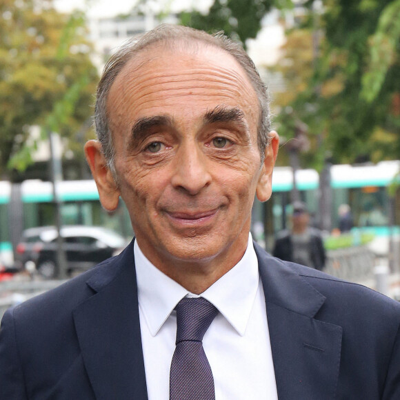 Eric Zemmour à la sortie des studios de RMC à Paris, France. © Panoramic/Bestimage