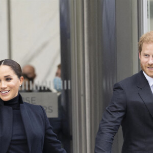 Le prince Harry et sa femme Meghan Markle visitent le One World Trade Center à New York, le 23 septembre 2021.