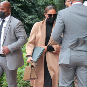 Meghan Markle quitte le 50 United Nations Plaza à New York, le 23 septembre 2021.