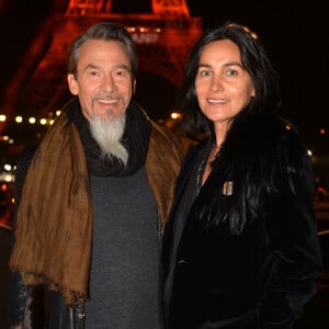 Exclusif - Florent Pagny et sa femme Azucena Caman - Backstage du concert anniversaire des 130 ans de la Tour Eiffel à Paris, sur France 2. © Perusseau-Veeren/ Bestimage