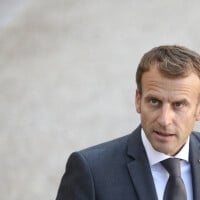 Emmanuel Macron visé par un projectile : incident à Lyon !