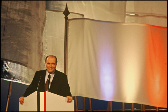 François Mitterrand en meeting en 1988