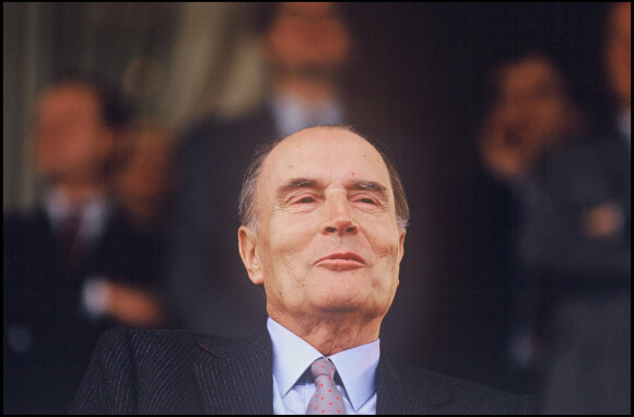 François Mitterrand au prix de l'Arc de Triomphe en 1993