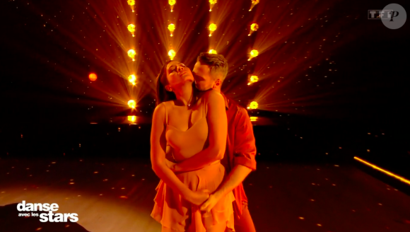 Vaimalama Chaves et Christian Milette dans "Danse avec les stars 2021" sur TF1. 