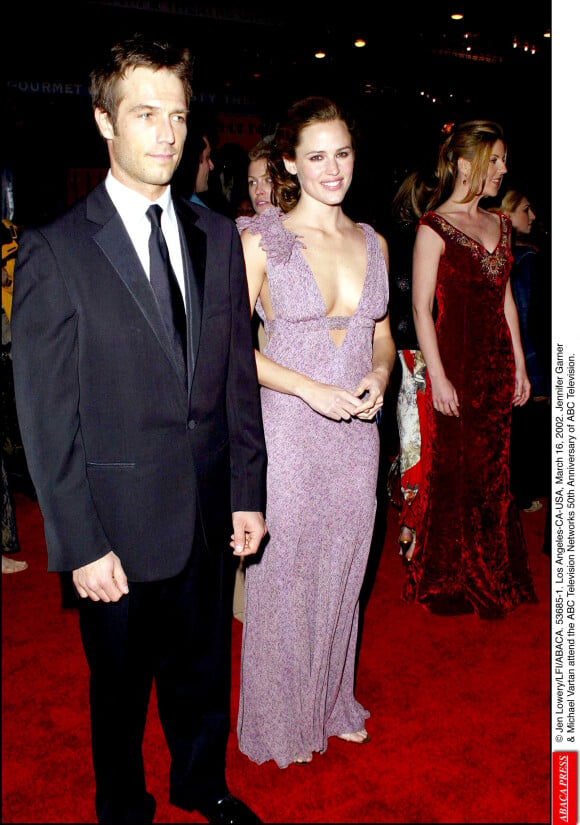 Jennifer Garner et Michael Vartan - 50e anniversaire ABC Television Networks. Los Angeles. Le 16 mars 2002. © Jen Lowery/LFI/ABACA