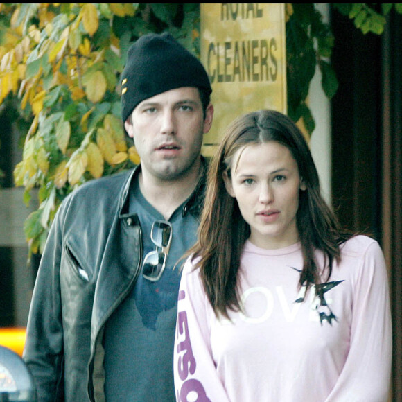 Ben Affleck et Jennifer Garner font du shopping à West Hollywood. Le 12 novembre 2004.