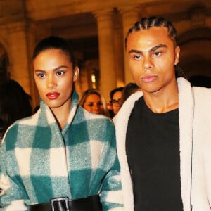 Tina et Zakari Kunakey arrivent au défilé Isabel Marant, collection PAP printemps / été 2022, au domaine national du Palais Royal à Paris. © Panoramic / Bestimage