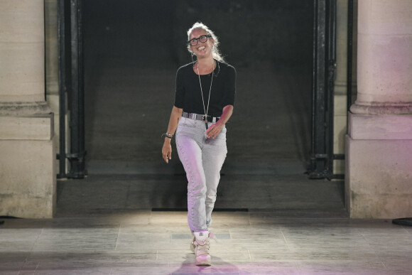 Défilé Isabel Marant, collection prêt-à-porter printemps-été 2022, au domaine national du Palais Royal. Paris, le 30 septembre 2021.