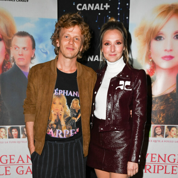 Exclusif - Alex Lutz et Audrey Lamy - Avant-première française du film "La vengeance au triple galop" au Cinéma Gaumont Champs-Elysées à Paris le 28 septembre 2021. © Coadic Guirec/Bestimage 