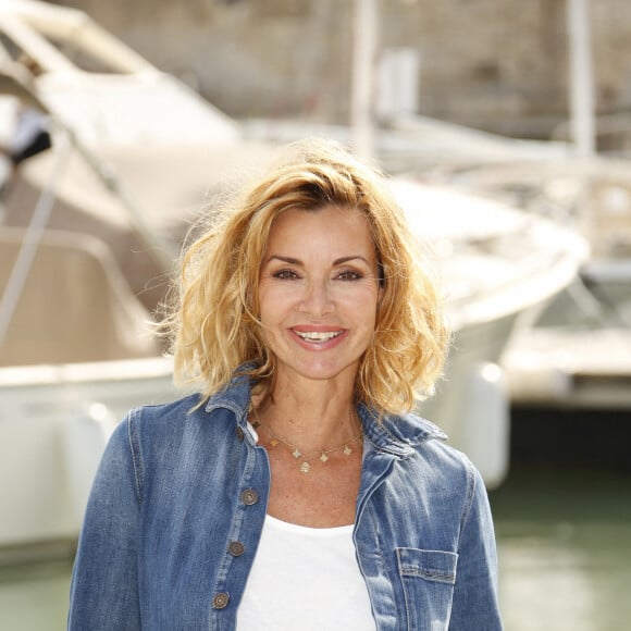 Ingrid Chauvin "Demain nous appartient" - Photocall lors du Festival de la Fiction de La Rochelle. Le 18 septembre 2021 © Christophe Aubert via Bestimage