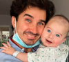 Jérémy Duffau, frère d'Ingrid Chauvin et sa femme Margot Blue ont dévoilé que le leur fils Jonas (bientôt 5 mois) a été opéré suite à une malformation pulmonaire. Le risque était que cela nécrose ou développe un cancer.
