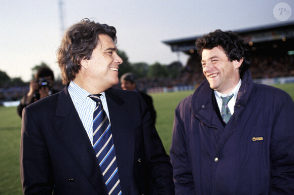 Bernard Tapie et Jean-Louis Borloo en 1993 lors d'un match FC Valenciennes/OM