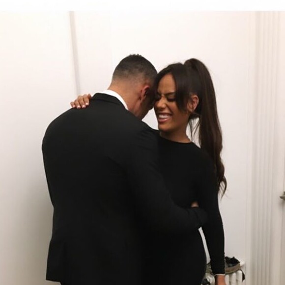 Amel Bent partage une rare photo de son mari pour son anniversaire, sur Instagram.