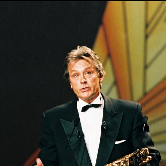 Archives - Alain Delon, président de la cérémonie des César. 1995.