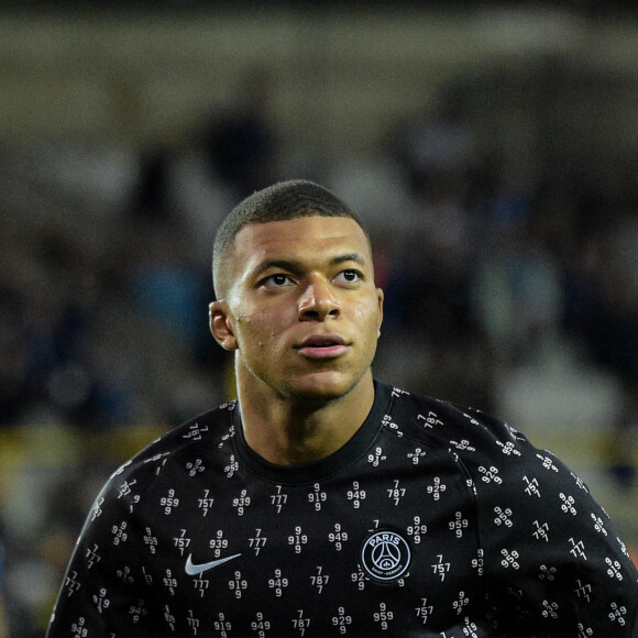 Echauffement - Kylian Mbappe ( 7 - PSG ) - - Match de football Psg (1) contre Bruges (1) lors de la Ligue des Champions à Bruges le 15 septembre 2021. © Federico Pestellini/Panoramic/Bestimage