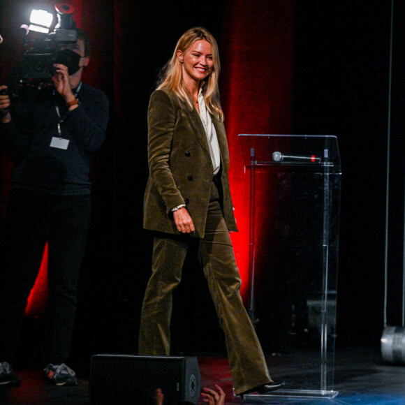 Virginie Efira - Première du film "Lui" lors du festival International de film francophone de Namur en Belgique le 6 octobre 2021. © Frédéric Andrieu/Bestimage