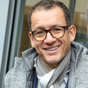 Exclusif - Dany Boon - Personnalités à la sortie de studios de radio à Paris. Le 15 janvier 2019.