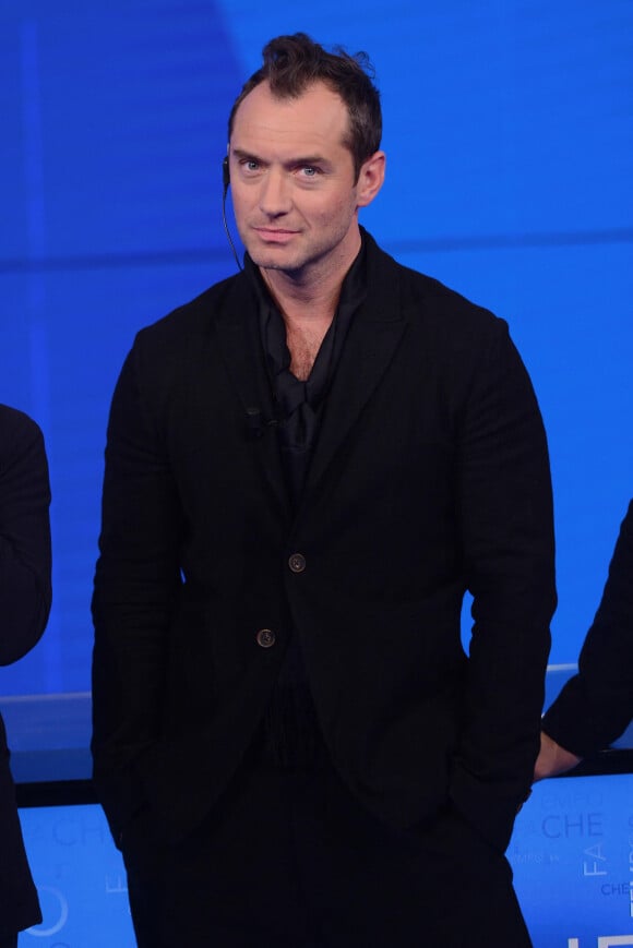 Jude Law sur le plateau de l'émission "Che tempo che fa" à Milan, le 9 octobre 2016.
