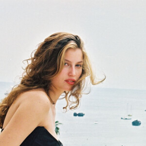 Laetitia Casta au Festival de Cannes en 1998.