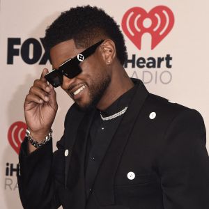 Usher aux iHeartRadio Music Awards au Dolby Theater de Los Angeles.