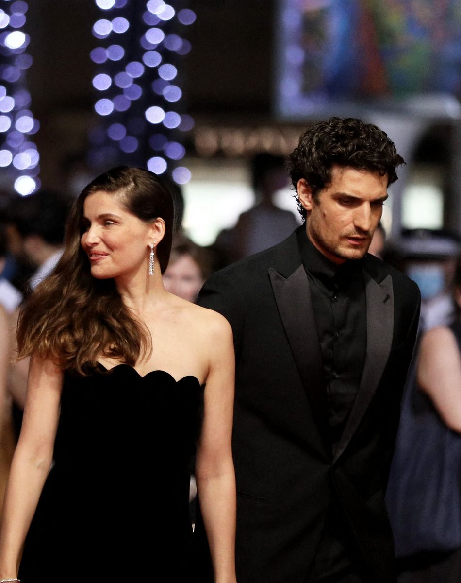 Laetitia Casta et son mari Louis Garrel - Montée des marches du film " Bac Nord " lors du 74ème Festival International du Film de Cannes. Le 12 juillet 2021 © Borde-Jacovides-Moreau / Bestimage