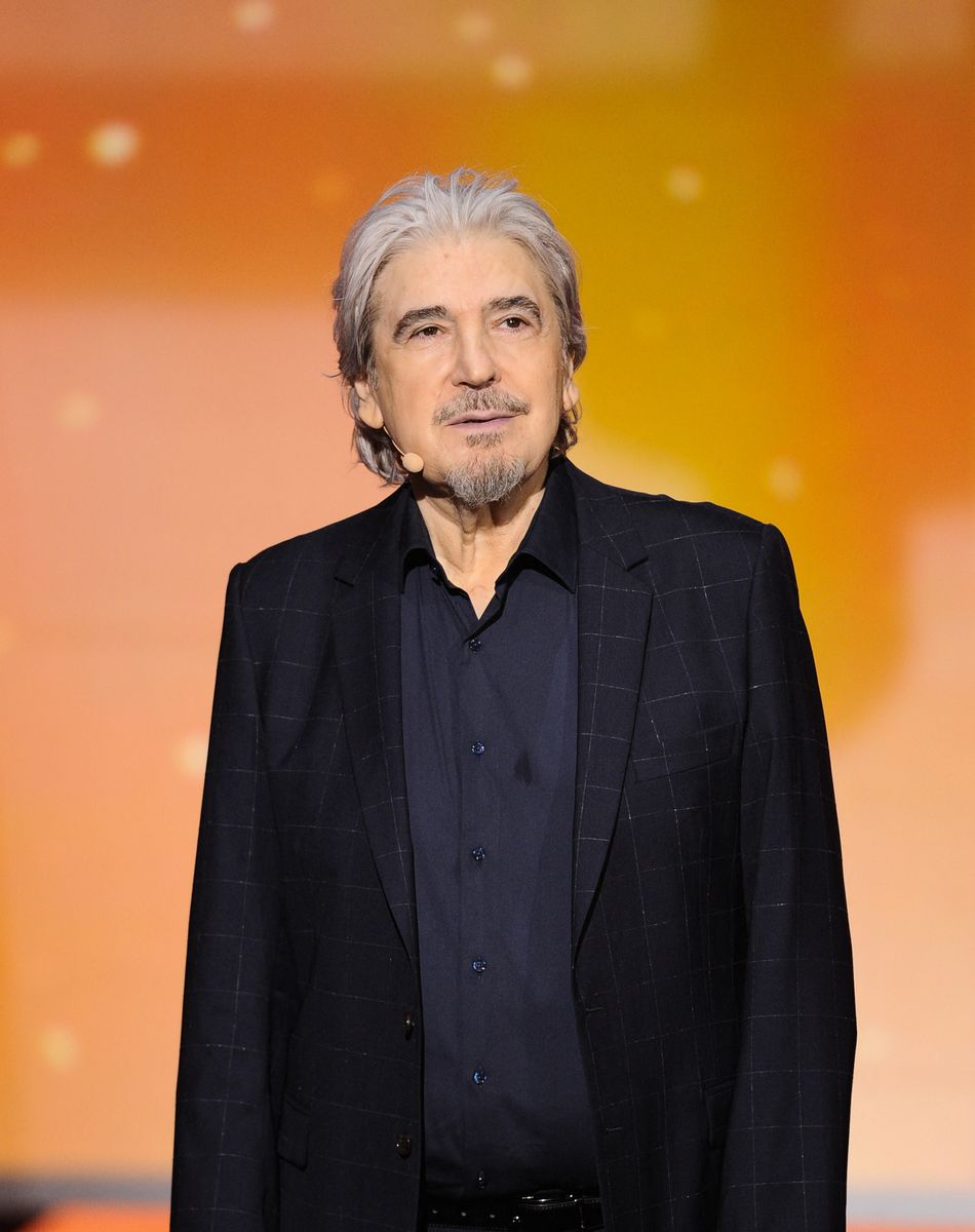 Exclusif - Serge Lama - Enregistrement de l'émission TV "La Chanson Secrète 3", qui sera diffusée le vendredi 1er novembre à 21h00 sur TF1. Le 25 juin 2019 © Gaffiot-Perusseau / Bestimage