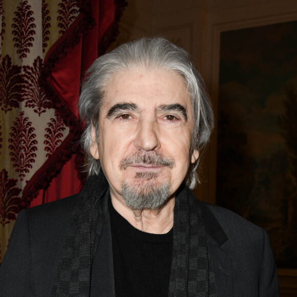 Serge Lama - Lancement du livre "Sardou Regards" de B.Kossek à l'hôtel Raphael à Paris, France, le 15 avril 2019. © Coadic Guirec/Bestimage 