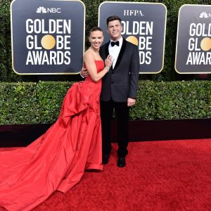 Scarlett Johansson et son fiancé Colin Jost - Photocall de la 77e cérémonie annuelle des Golden Globe Awards au Beverly Hilton Hotel à Los Angeles, le 5 janvier 2020.