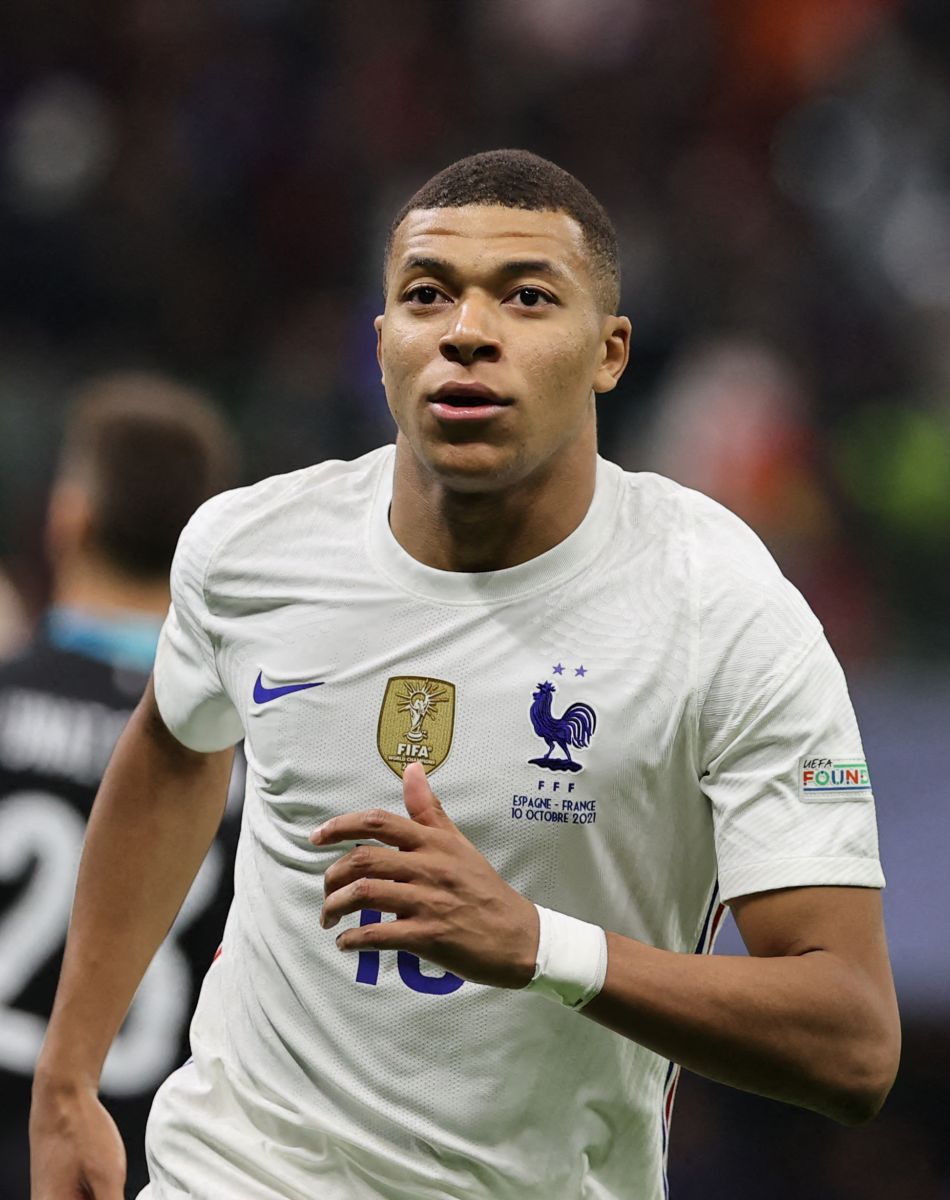 Kylian Mbappé - Football: La France remporte la coupe de la Ligue des Nations en battant l'Espagne 2 buts à 1 à Milan le 10 octobre 2021.