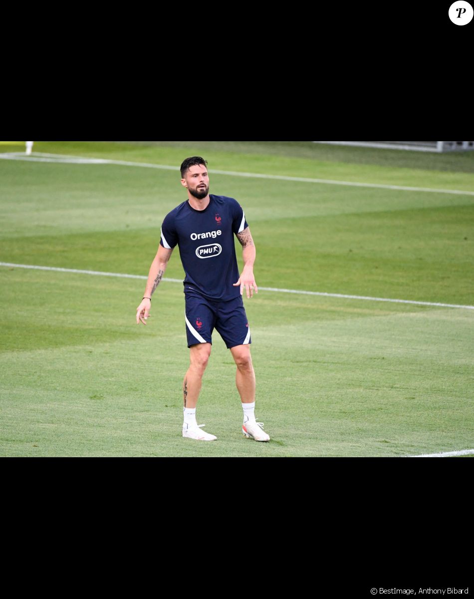Olivier Giroud lors de l'entraînement de l'équipe de France de football pendant UEFA EURO 2020, à Budapest, Hongrie, le 21 juin 2021. © Anthony Bibard/FEP/Panoramic/Bestimage