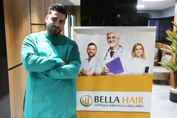 Ozgur Bey, coordinateur de la prestigieuse clinique Bella Hair à Istanbul. Photo par Jerome Domine/ABACAPRESS.COM