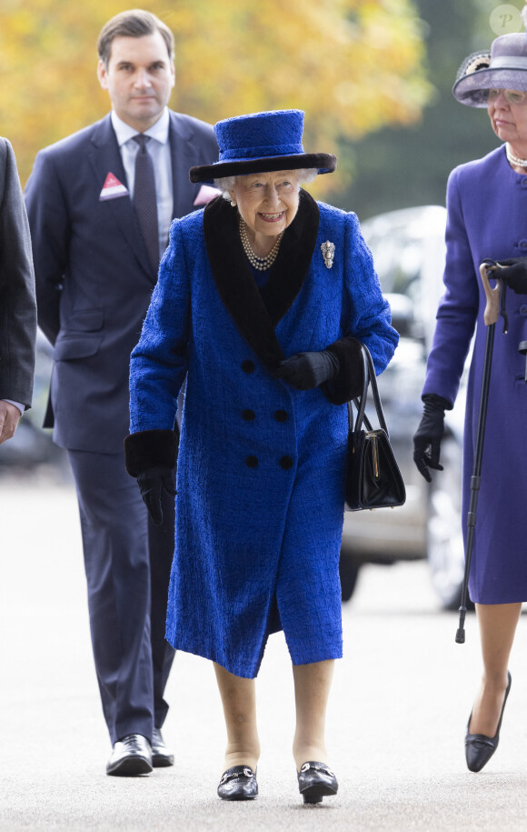 La reine Elizabeth II d'Angleterre lors des Champions Day à Ascot. Le 16 octobre 2021 