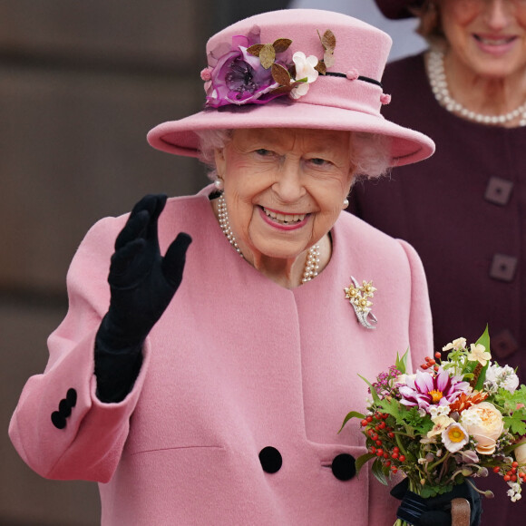 La reine Elizabeth II d'Angleterre assiste à la cérémonie d'ouverture de la sixième session du Senedd à Cardiff, Royaume Uni, 14 octobre 2021. 