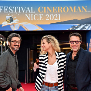 David Foenkinos, Nicolas Bedos, le président du Jury, et sa compagne Pauline Desmonts durant la seconde journée de la 3ème édition du Festival Cinéroman à Nice, le 21 octobre 2021. © Bruno Bebert/Bestimage