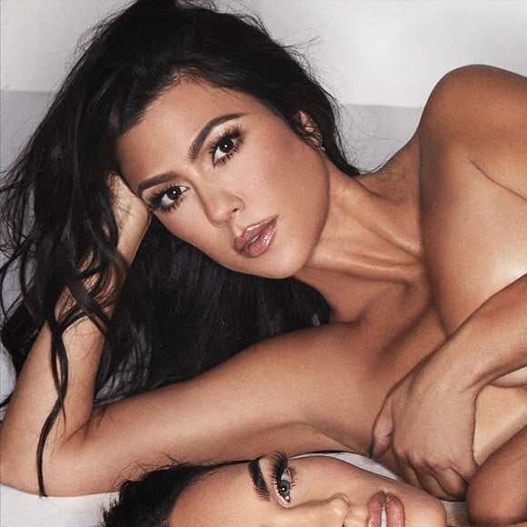 Megan Fox et Kourtney Kardashian posent pour la dernière campagne de SKIMS. 