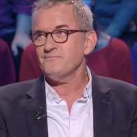 "Je suis parti comme une merde" : Christophe Dechavanne victime d'une grosse chute à la télé