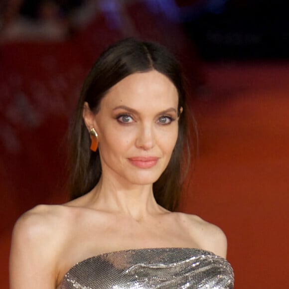 Angelina Jolie à la première du film "Eternals" lors de la 16ème édition du Festival du Film de Rome, le 24 octobre 2021.