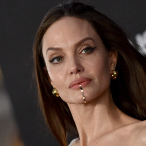 Angelina Jolie à la première du film "Eternals" au studio Marvel à Los Angeles, le 18 octobre 2021.