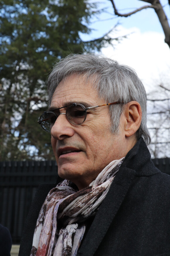 Gérard Lanvin à l'enregistrement de l'émission "Vivement dimanche" à Paris le 19 février 2020.