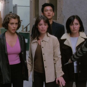 Alyssa Milano, Shannen Doherty et Holly Marie Combs dans la saison 1 de la série Charmed.