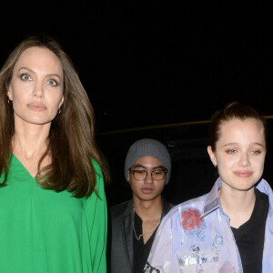 Angelina Jolie et sa fille Shiloh Jolie-Pitt - Les acteurs du film "Les Éternels" arrivent à l'afterparty de la première du film à Londres. Le 28 octobre 2021.