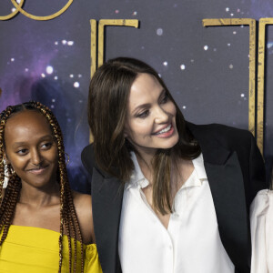 Angelina Jolie et ses enfants, Shiloh, Zahara, Vivienne, Maddox et Knox - Première du film "Les Eternels" à Londres. @ Doug Peters/Empics/ABACAPRESS.COM