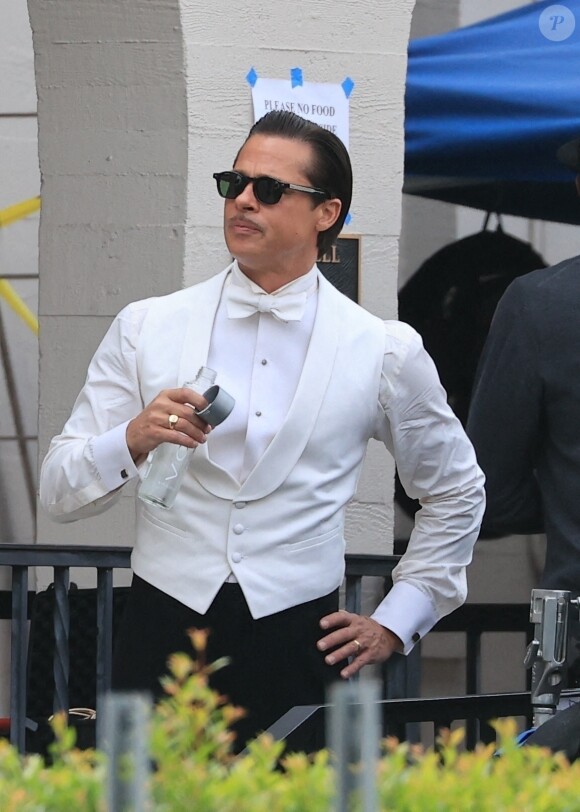 Exclusif - Brad Pitt sur le tournage du film "Babylon" à Los Angeles le 28 septembre 2021.
