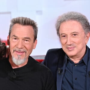 Exclusif - Anne Sila, Florent Pagny et Michel Drucker - Enregistrement de l'émission "Vivement Dimanche" présentée par M.Drucker et diffusée le 31 octobre sur France 2. Le 27 octobre 2021 © Guillaume Gaffiot / Bestimage 