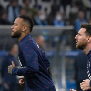 Neymar Jr ( 10 - PSG ) - Lionel Leo Messi ( 30 - PSG ) - Kylian Mbappe ( 7 - PSG ) - Echauffement - Match Ligue 1 Uber Eats "OM - PSG (0-0)" au stade Orange Vélodrome à Marseille, le 24 octobre 2021.