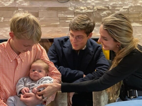 Tessy Antony de Nassau en famille, avec ses trois fils, Le 28 octobre 2021 sur Instagram.
